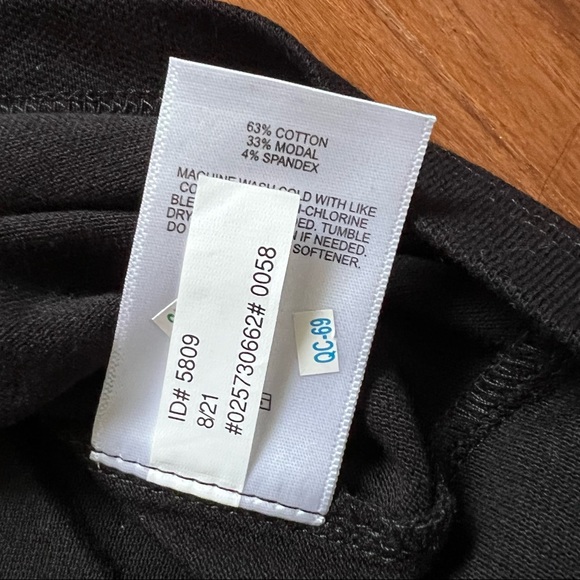 NWT Express Mens Henley - Picture 3 of 3